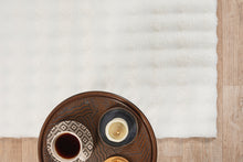 Lade das Bild in den Galerie-Viewer, Cloud Flauschiger Hochflor Teppich 2010 65-White