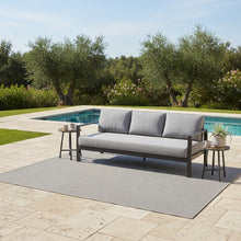 Bild im Galerie-Viewer laden (Indoor & Outdoor Kurzflorteppich Grey – Maestro)