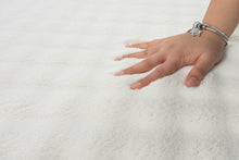 Lade das Bild in den Galerie-Viewer, Flow Flauschiger Bubble Hochflor Teppich, 67 60-Cream