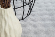 Lade das Bild in den Galerie-Viewer, Flow Flauschiger Bubble Hochflor Teppich, 67 95-Grey