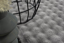 Lade das Bild in den Galerie-Viewer, Flow Flauschiger Bubble Hochflor Teppich, 67 995-Anthracite
