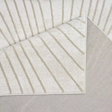 Lade das Bild in den Galerie-Viewer, Kinderteppich Mara 714 Creme/ Beige