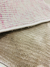 Lade das Bild in den Galerie-Viewer, Teppich Brandon-Beige