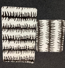 Lade das Bild in den Galerie-Viewer, Badematte 2er, Zebra, Kunstleder