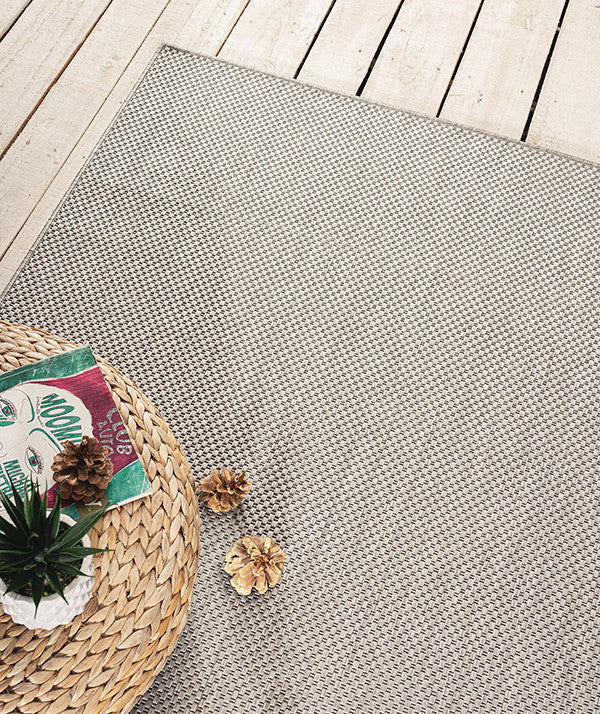 Indoor & Outdoor Kurzflorteppich Grey – Maestro