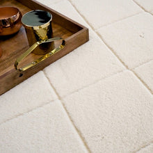 Bild im Galerie-Viewer laden (Hochflorteppich Moment 600 Ivory)