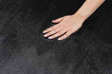 Bild im Galerie-Viewer laden (Kuscheliger Fellteppich Focus 47 90 Black – Rund)