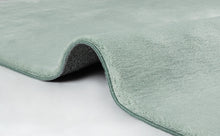 Lade das Bild in den Galerie-Viewer, Maximo Moderner Hochflor Teppich 30 40-Green