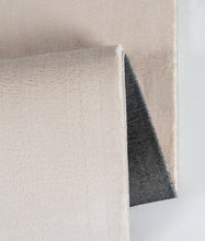 Lade das Bild in den Galerie-Viewer, Maximo Moderner Hochflor Teppich 30 70-Beige