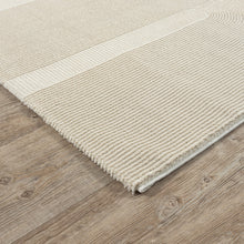 Lade das Bild in den Galerie-Viewer, Teppich Sign 1904 670 L. Beige
