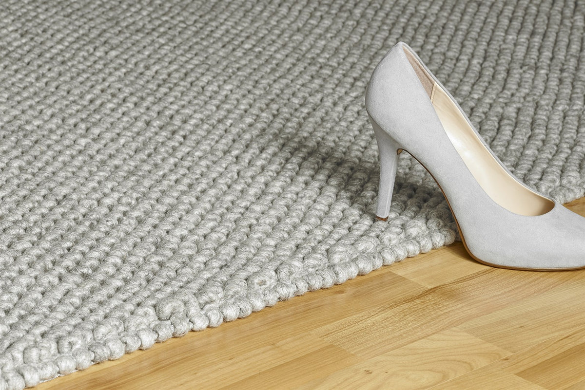 Attic 590 Silber