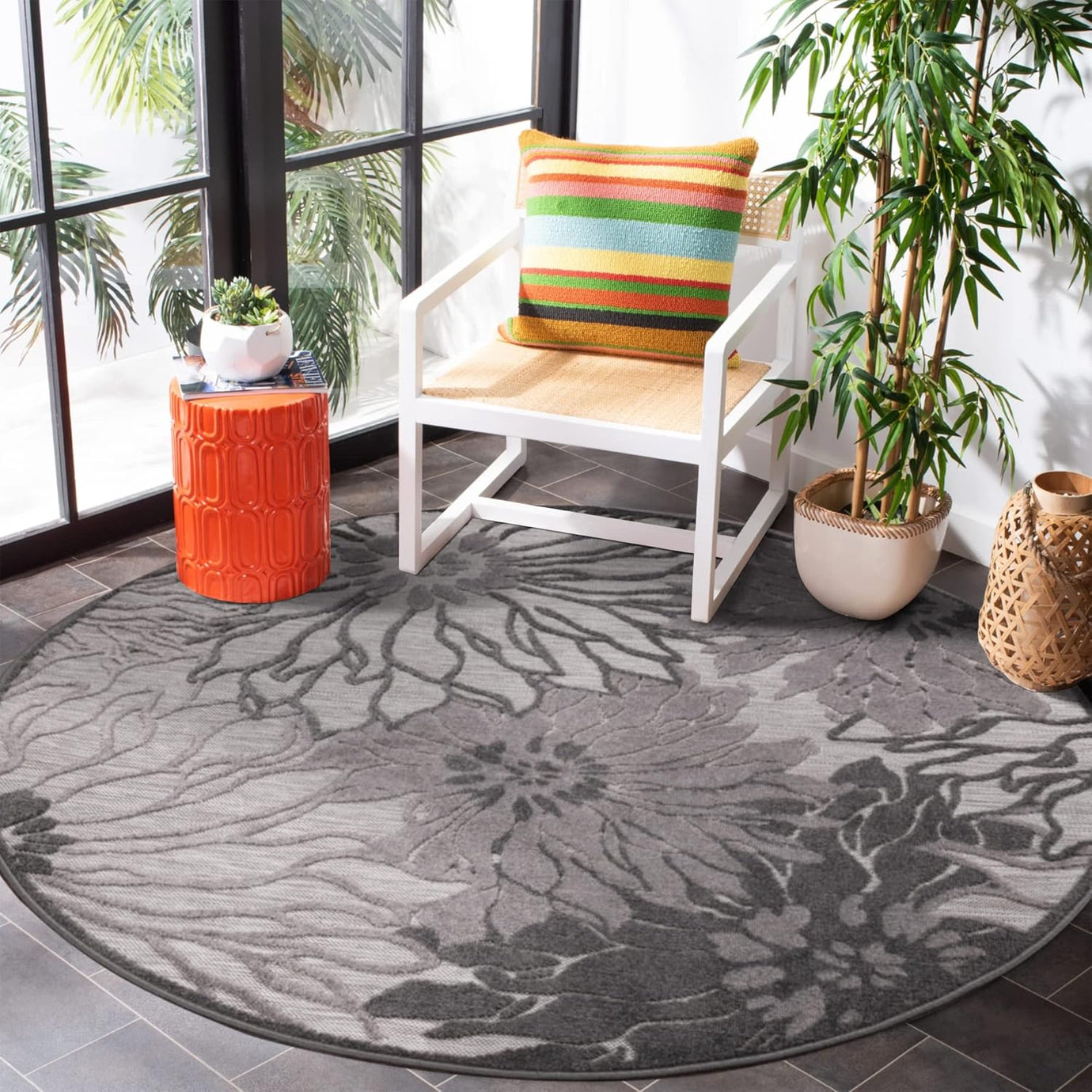 Floral Outdoor Teppich Rund, Gray – Wetterfest, Wasserabweisend & Pflegeleicht | Für Balkon, Terrasse & Garten