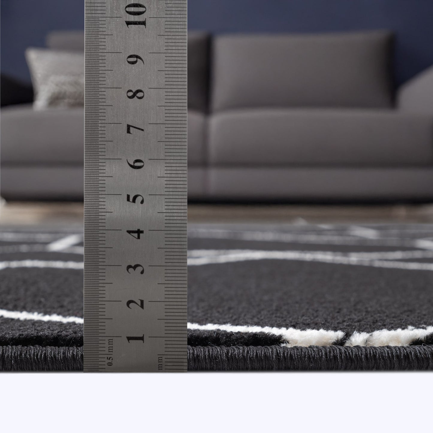 Sanat Trellis Geometrischer Kurzflor-Teppich, Black