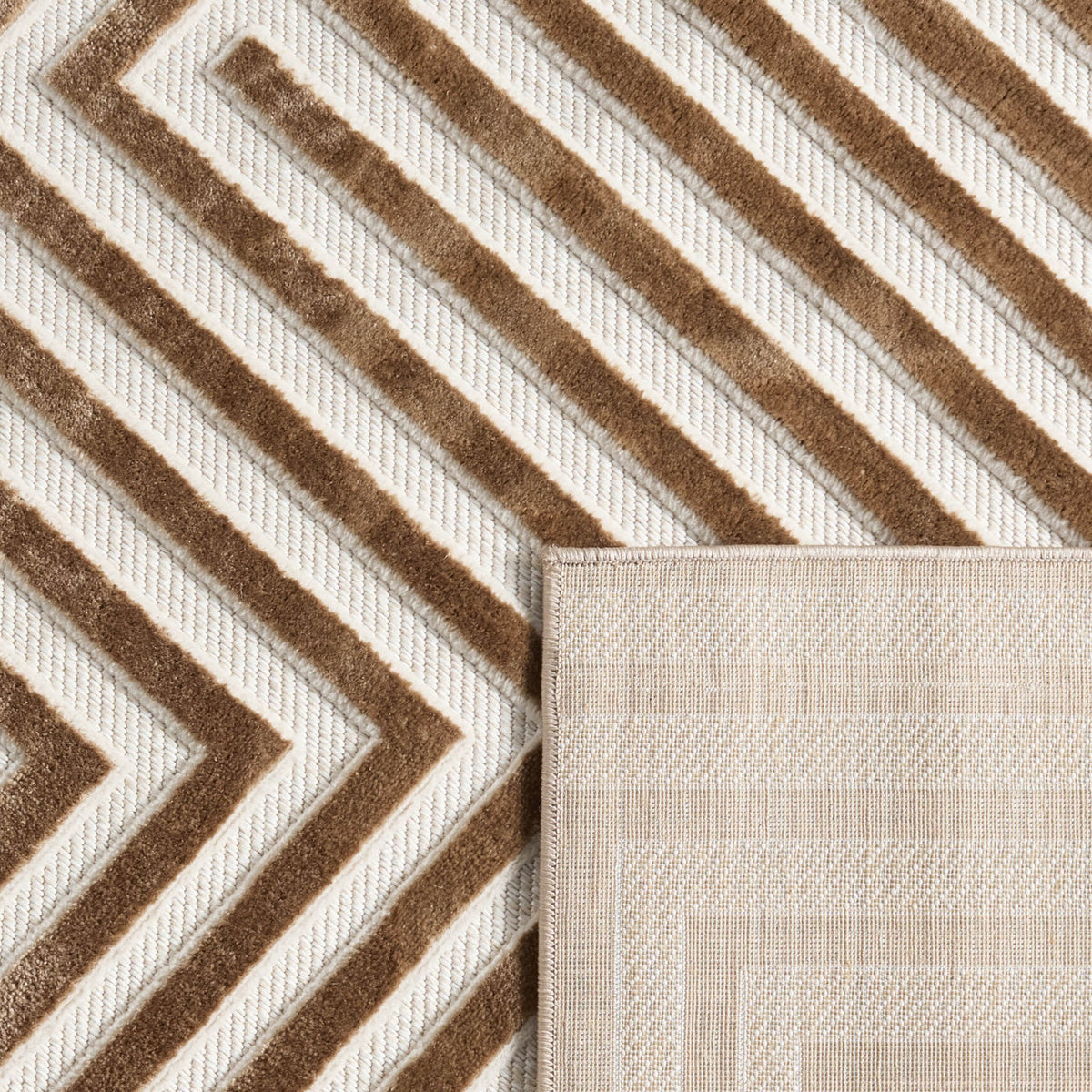 Loopin 338 Beige – In- & Outdoor Teppich mit abstraktem Muster