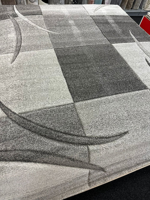 Designer Teppich Diamond Karo Grau