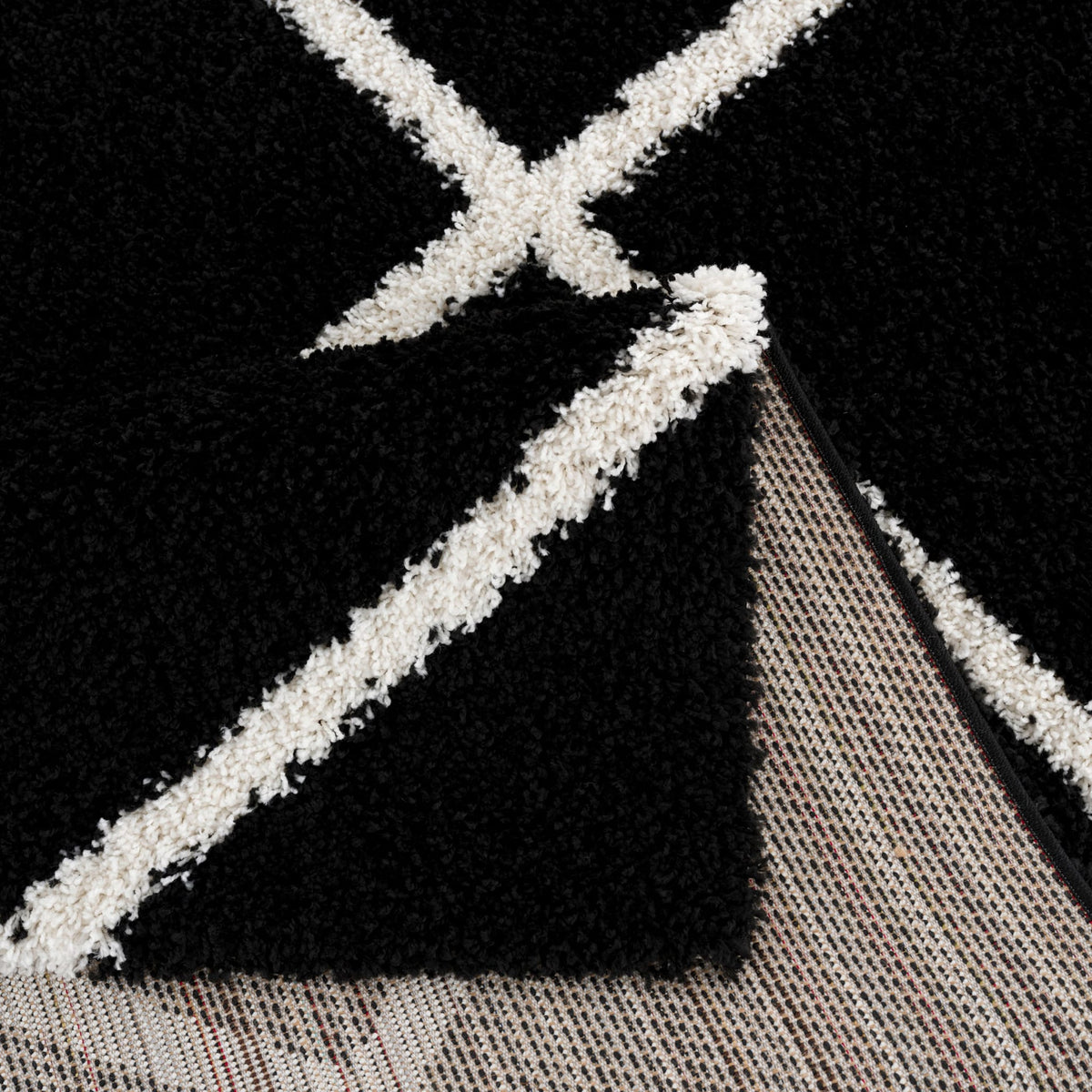 Madrid Schwarz – Hochflor Teppich