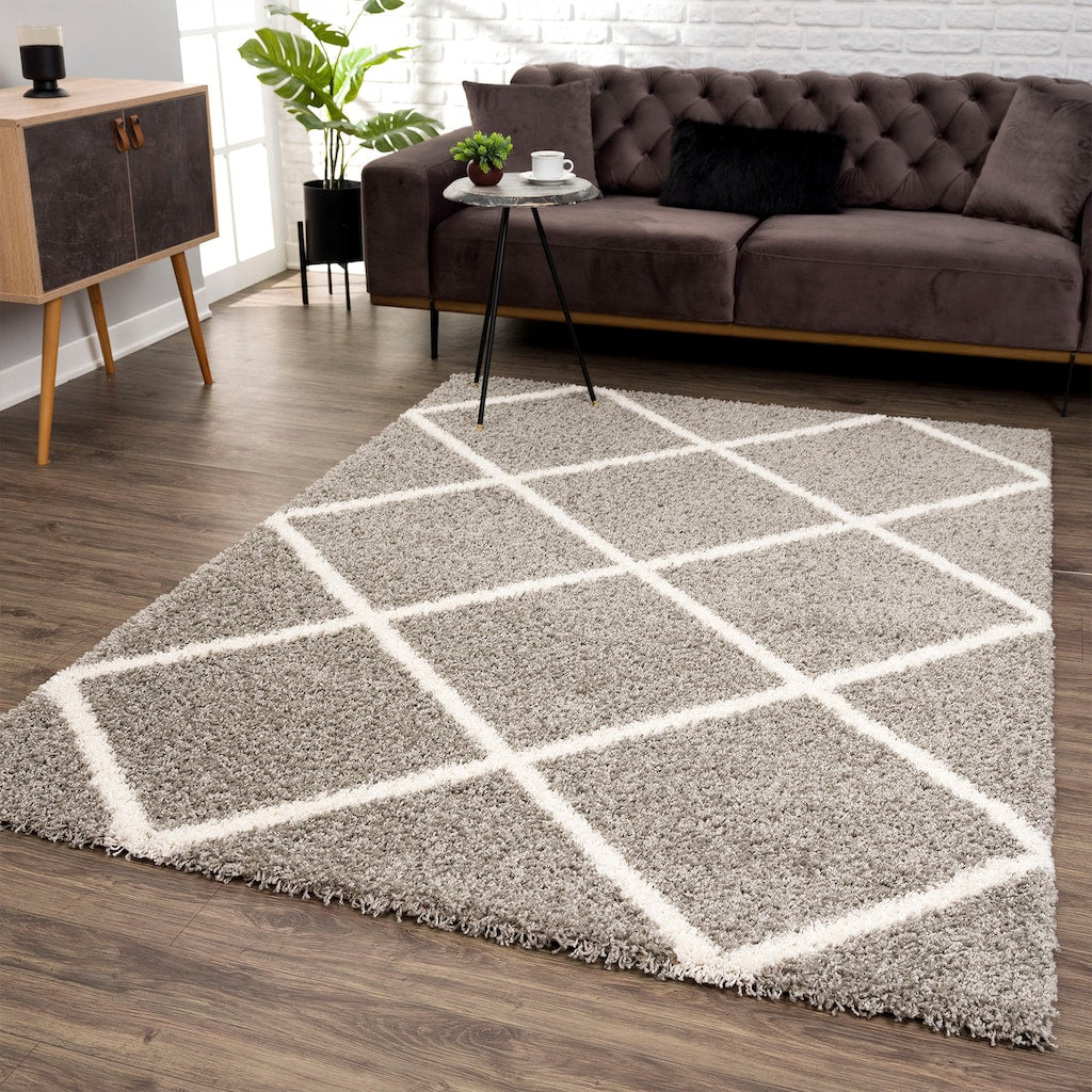 Madrid Hellgrau – Hochflor Teppich