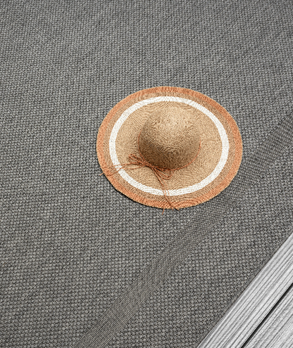Indoor & Outdoor Kurzflorteppich Grey – Maestro