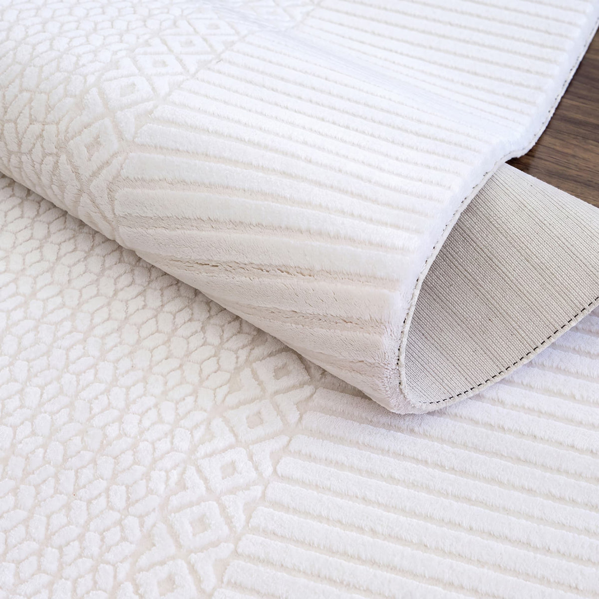 Nepal Creme – Eleganter Acryl Teppich