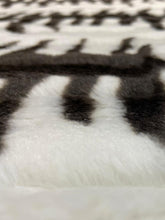 Lade das Bild in den Galerie-Viewer, Badematte 2er, Zebra